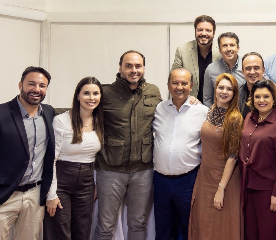 Encontro do PL-SC reuniu Carlos Bolsonaro, Ana Campagnolo, Jorginho Mello, Caroline de Toni e Daniel Freitas