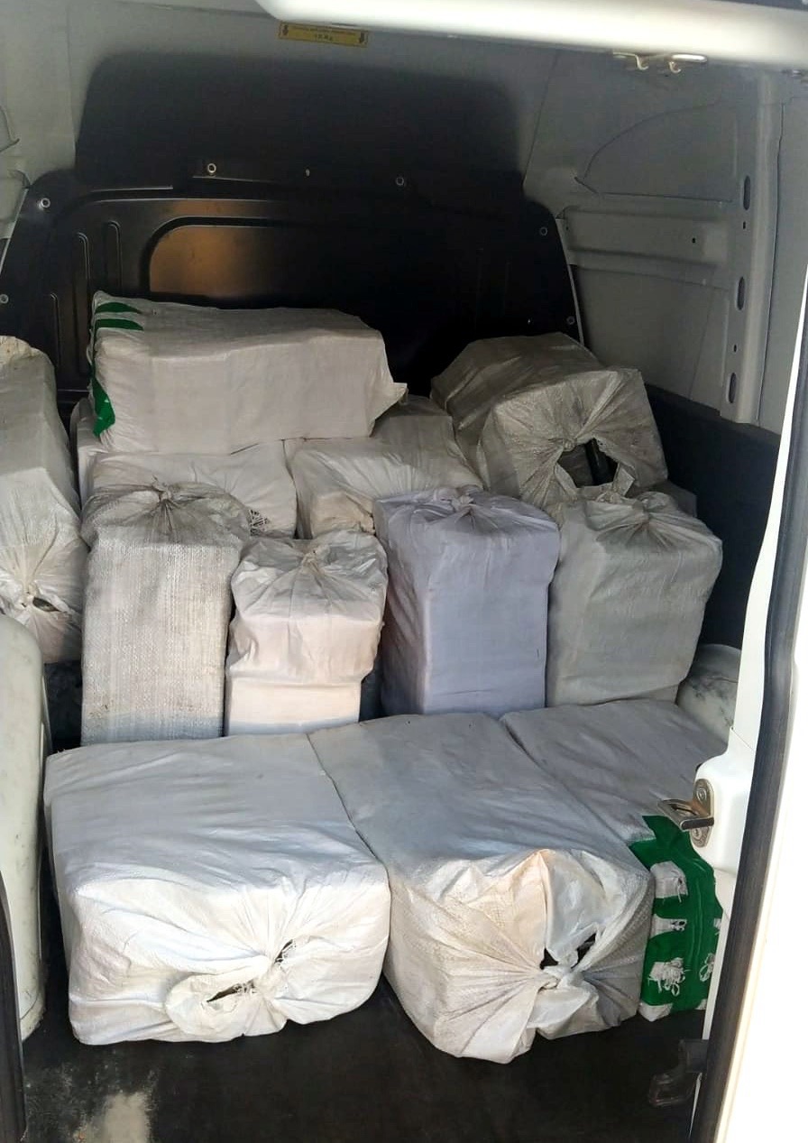 PRF apreendeu quase meia tonelada de cocaína na BR-101 em Joinville